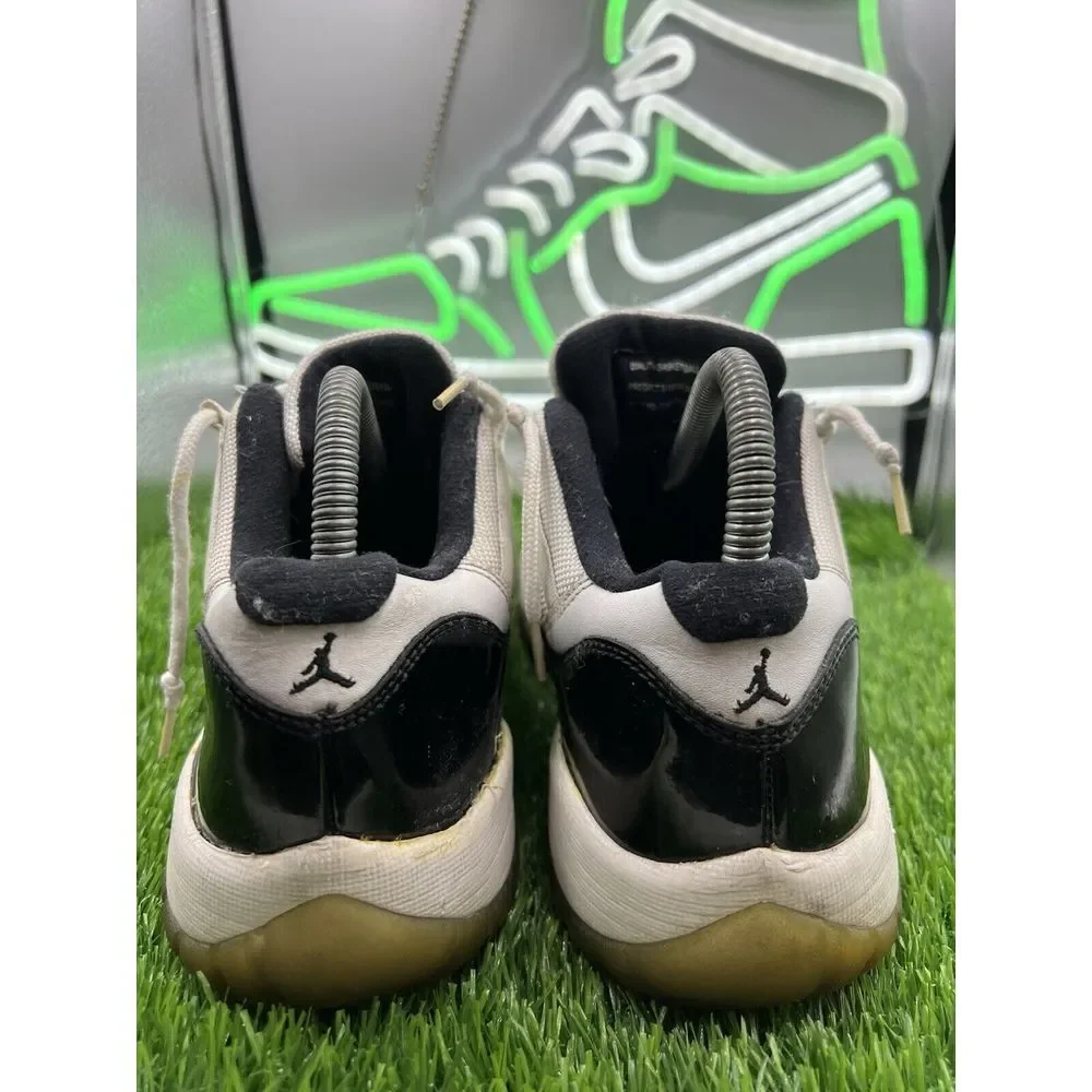 Air Jordan AJ11 Retro Low Concord White Black‎ Sneakers 528896-153 GS Size 7Y
